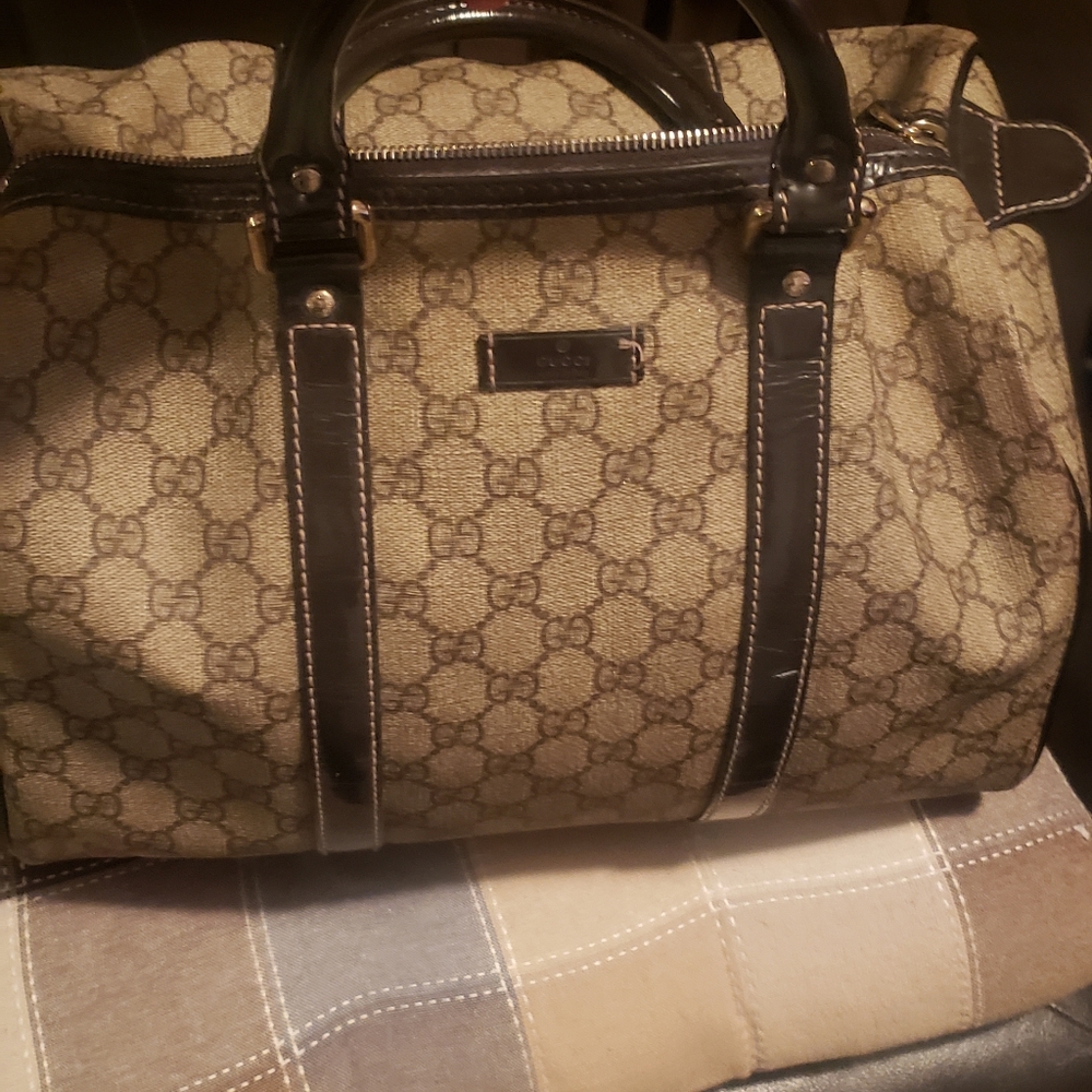 Authentic Gucci purse - Picture 3 of 16